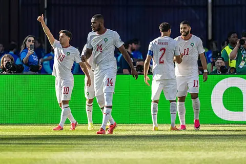 انتصار الأسود واقتراب التأهل.. تعليق الصحف المغربية بعد الفوز على اسكتلندا في كأس العالم